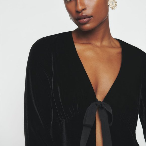 Reformation Cairns Velvet Two Piece - Picture 5 of 5